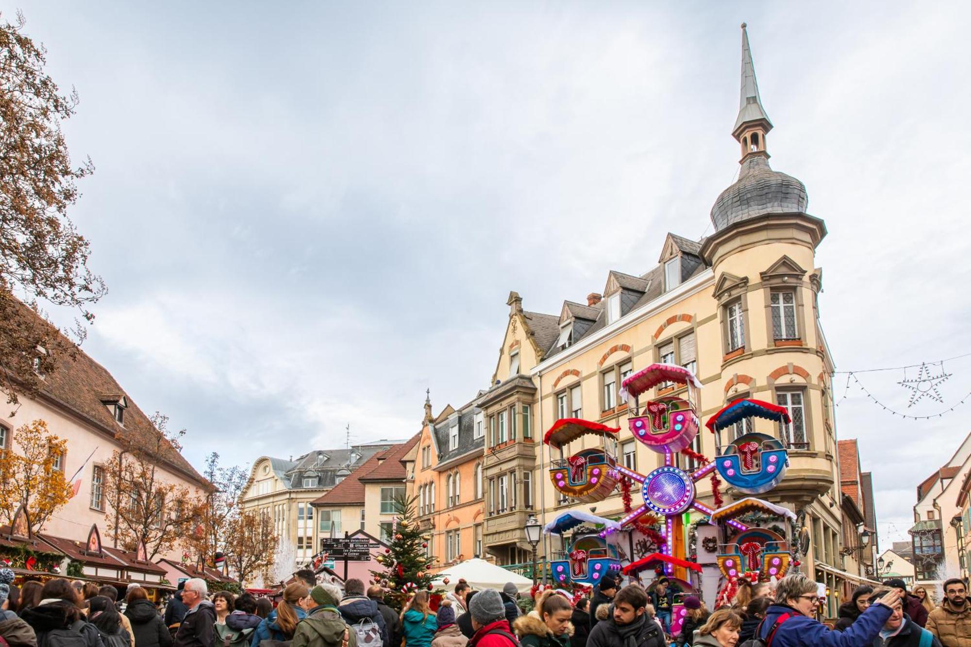 Place Des Dominicains Colmar Exterior photo